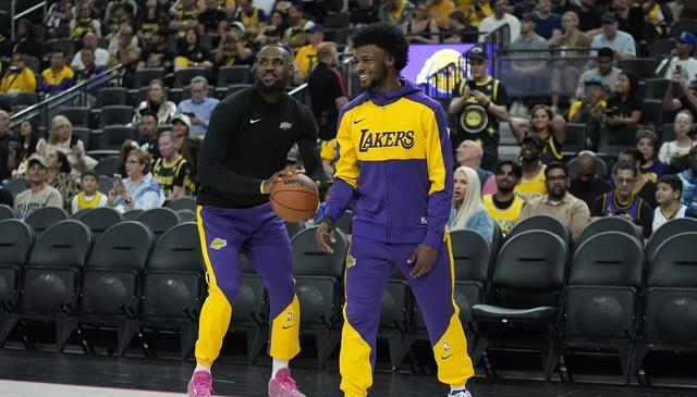 纯粹, 亿美元 纯粹, 亿美元