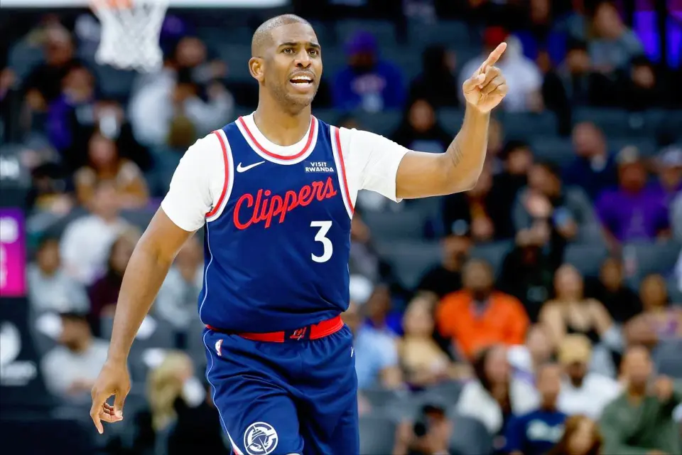 霍福德, 浴加筋膜放, 詹姆斯 霍福德, 浴加筋膜放, 詹姆斯