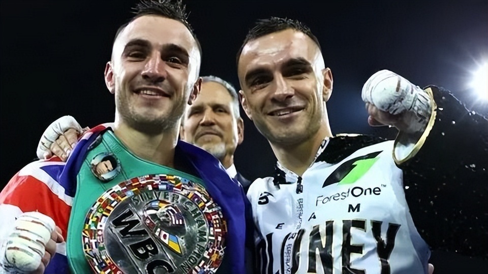 AA, 夺圈 AA, 夺圈